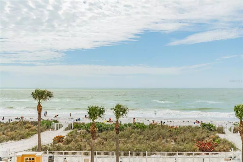 Madeira Beach, FL 33708,15208 GULF BLVD #305