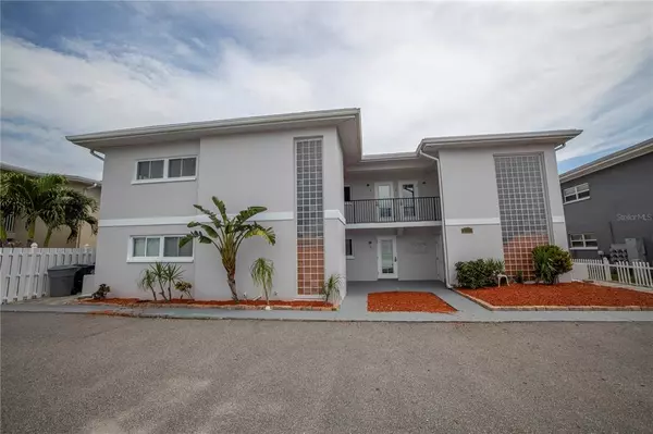 11975 3RD ST E #2,  Treasure Island,  FL 33706