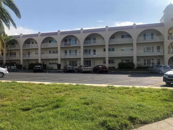 2259 COSTA RICAN DR #19, Clearwater, FL 33763