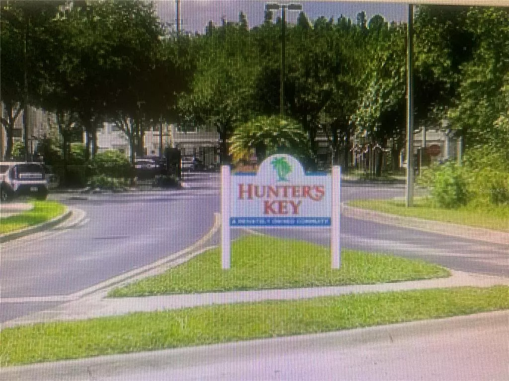 Tampa, FL 33647,8663 HUNTERS KEY CIR