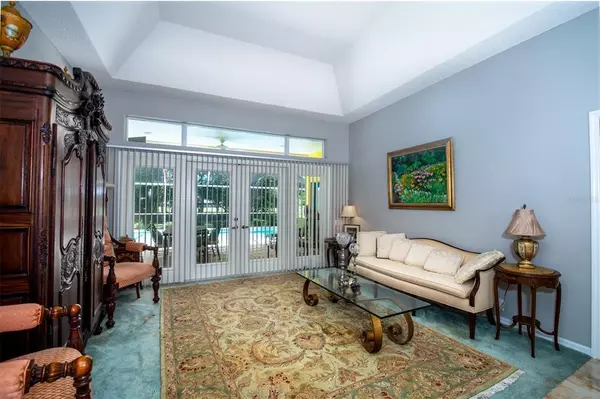 Tarpon Springs, FL 34688,584 WATERFORD CIR E