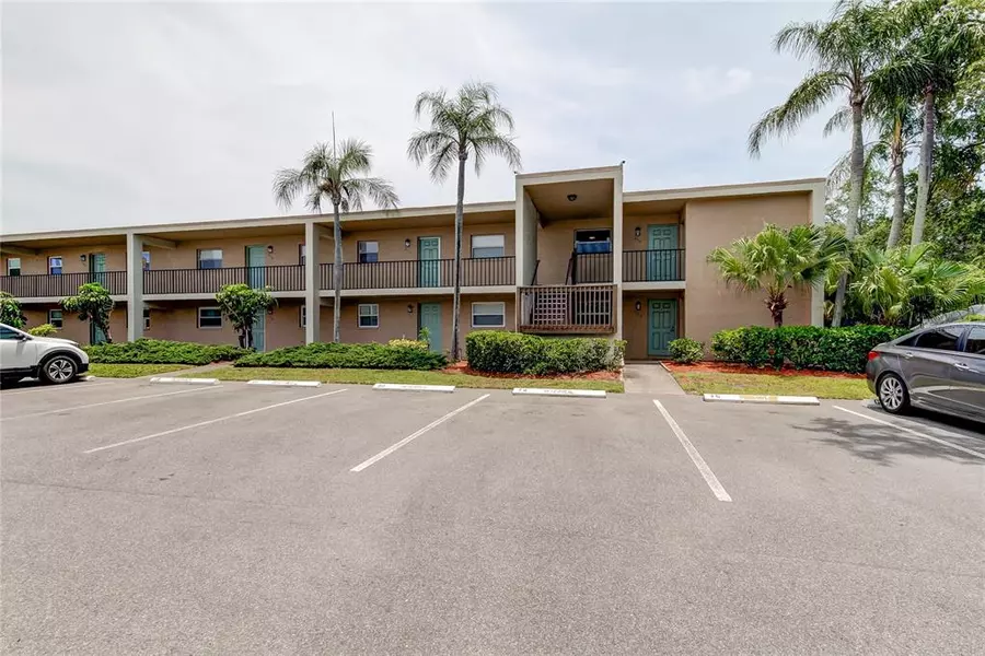 12300 PARK BLVD #212, Seminole, FL 33772