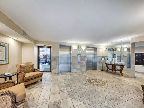 Clearwater Beach, FL 33767,690 ISLAND WAY #311