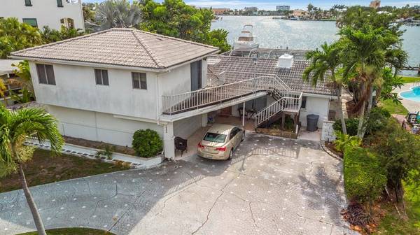 10304 PARADISE BLVD, Treasure Island, FL 33706