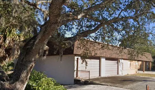 6008 MAIN ST, New Port Richey, FL 34653