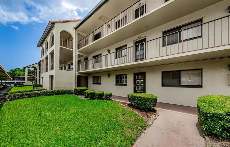 2440 WINDING CREEK BLVD #306, Clearwater, FL 33761