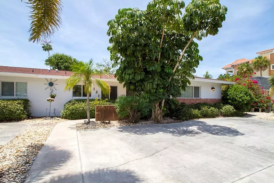 121 175TH AVE E, Redington Shores, FL 33708