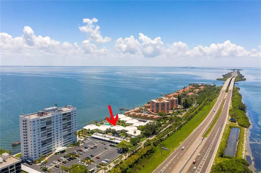 7300 SUNSHINE SKYWAY LN S #103, St Petersburg, FL 33711