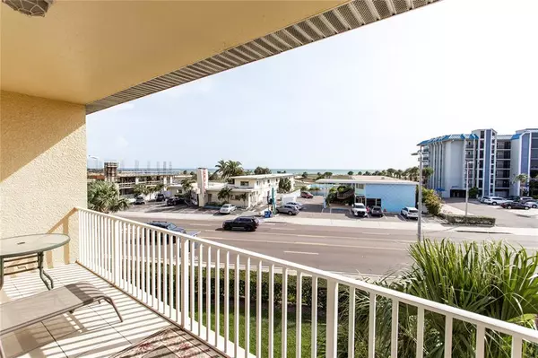 11555 GULF BLVD #112, Treasure Island, FL 33706