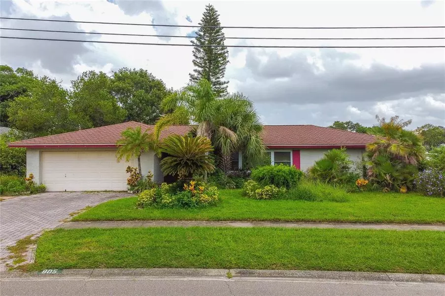 905 RICHARDS AVE, Clearwater, FL 33755