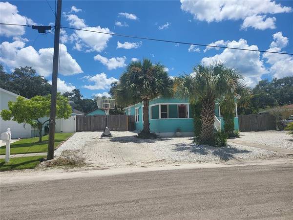 522 N GROSSE AVE, Tarpon Springs, FL 34689