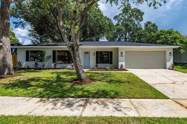 4306 WOODLARK DR, Tampa, FL 33624