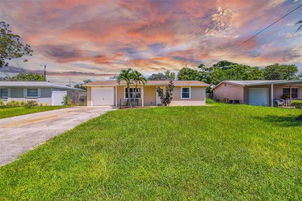 4905 LAKE RIDGE LN, Holiday, FL 34690