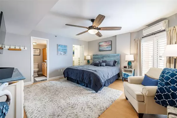 Redington Shores, FL 33708,17980 GULF BLVD #601