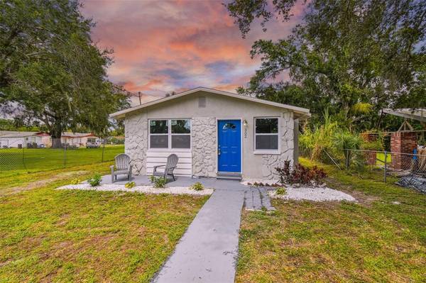 302 29TH ST E, Palmetto, FL 34221