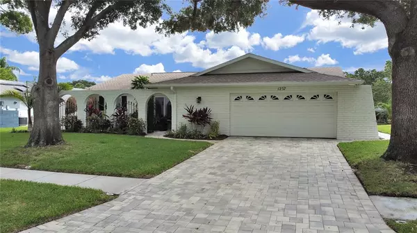 Dunedin, FL 34698,1237 RANCHWOOD DR E