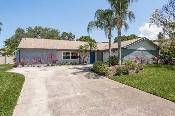 1208 ROYAL OAK DR, Dunedin, FL 34698