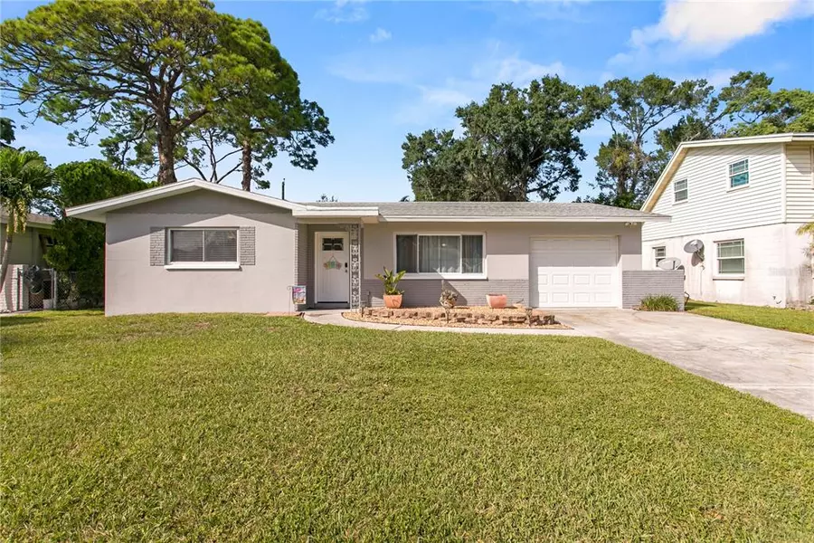 12551 82ND TER, Seminole, FL 33776