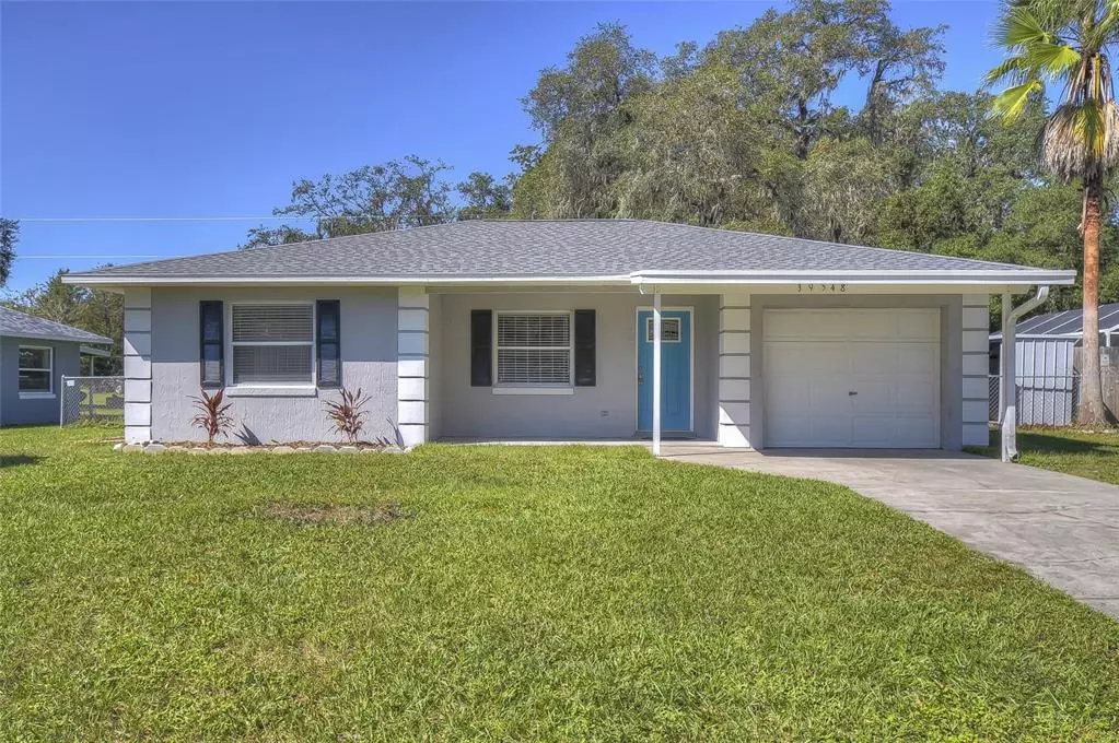 Zephyrhills, FL 33542,39548 MEADOWOOD LOOP