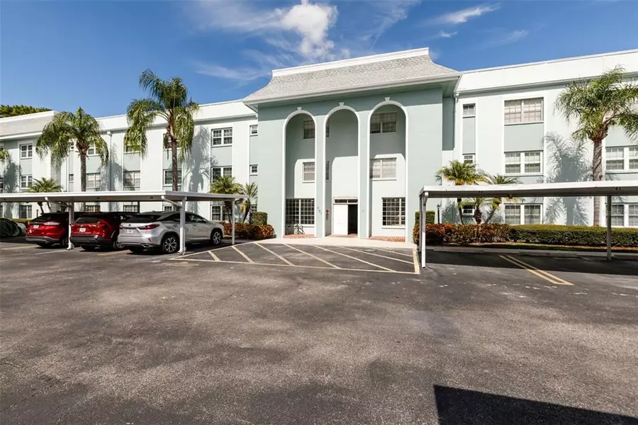 701 POINSETTIA RD #128, Belleair, FL 33756