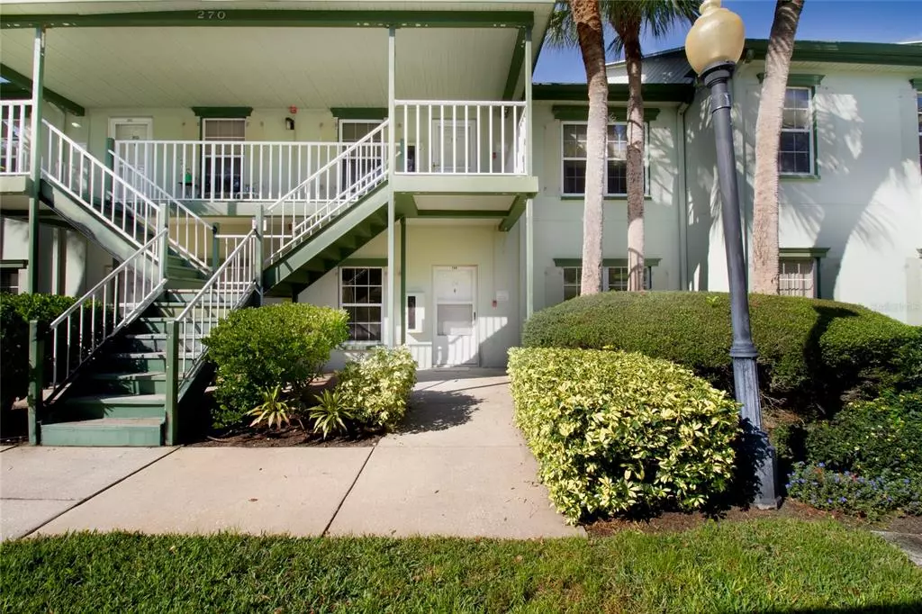 Dunedin, FL 34698,270 PROMENADE DR #104