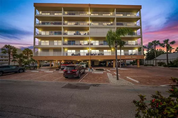 Madeira Beach, FL 33708,13000 GULF LN #315