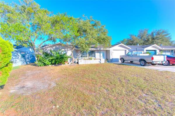 10910 PICCADILLY RD, Port Richey, FL 34668