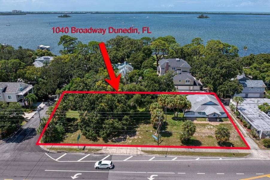 1040 BROADWAY, Dunedin, FL 34698