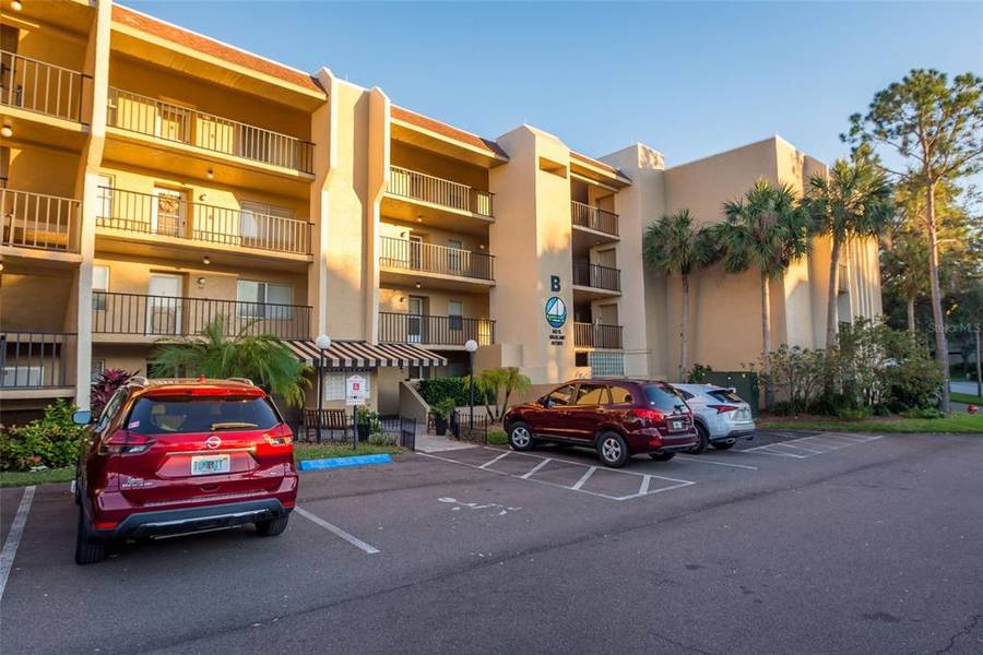 90 S HIGHLAND AVE #322, Tarpon Springs, FL 34689