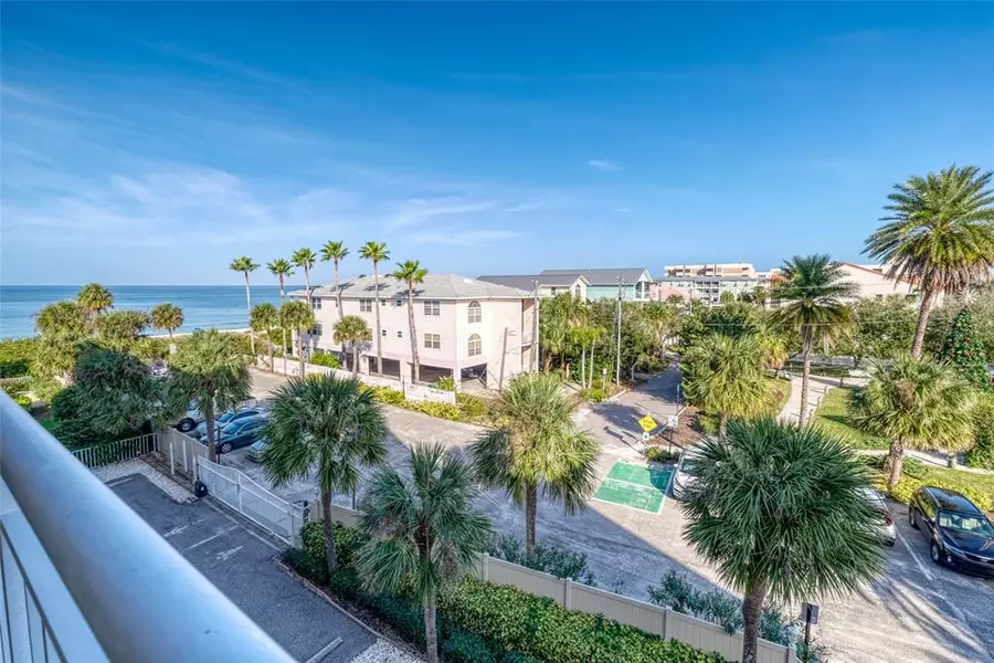 1108 GULF BLVD #305, Indian Rocks Beach, FL 33785