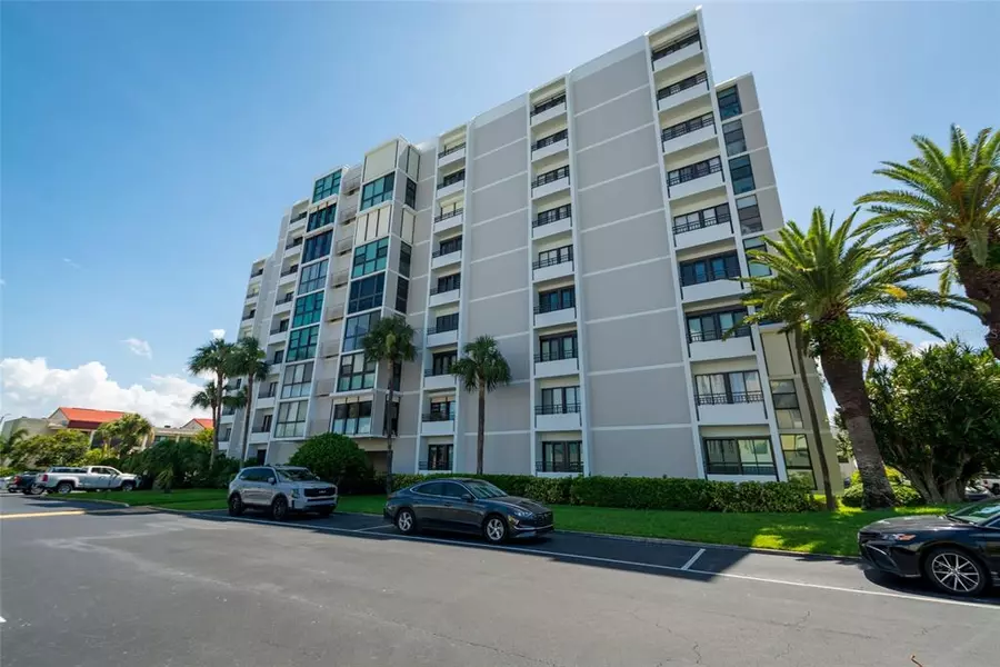 855 BAYWAY BLVD #602, Clearwater, FL 33767