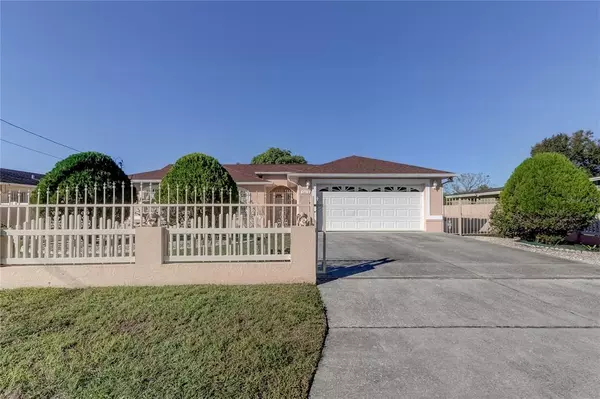 5812 BLOSSOM AVE, Tampa, FL 33614