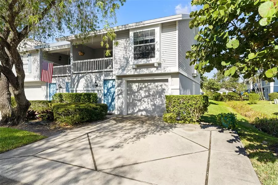 210 NAUTILUS WAY #210, Treasure Island, FL 33706