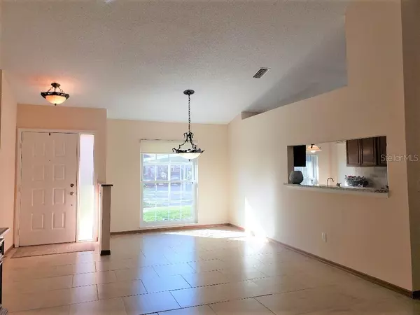 Clearwater, FL 33763,2063 VILLA TER