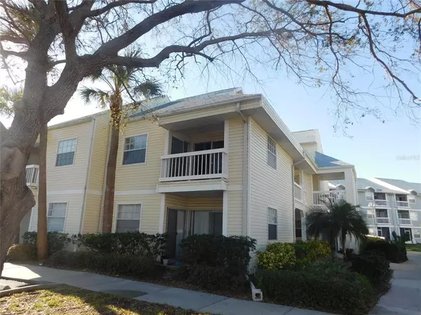 St Petersburg, FL 33710,6915 STONES THROW CIR N #3206