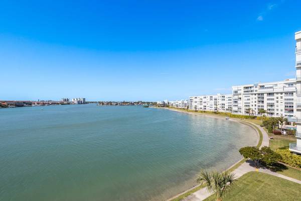 7922 SAILBOAT KEY BLVD S #406, South Pasadena, FL 33707