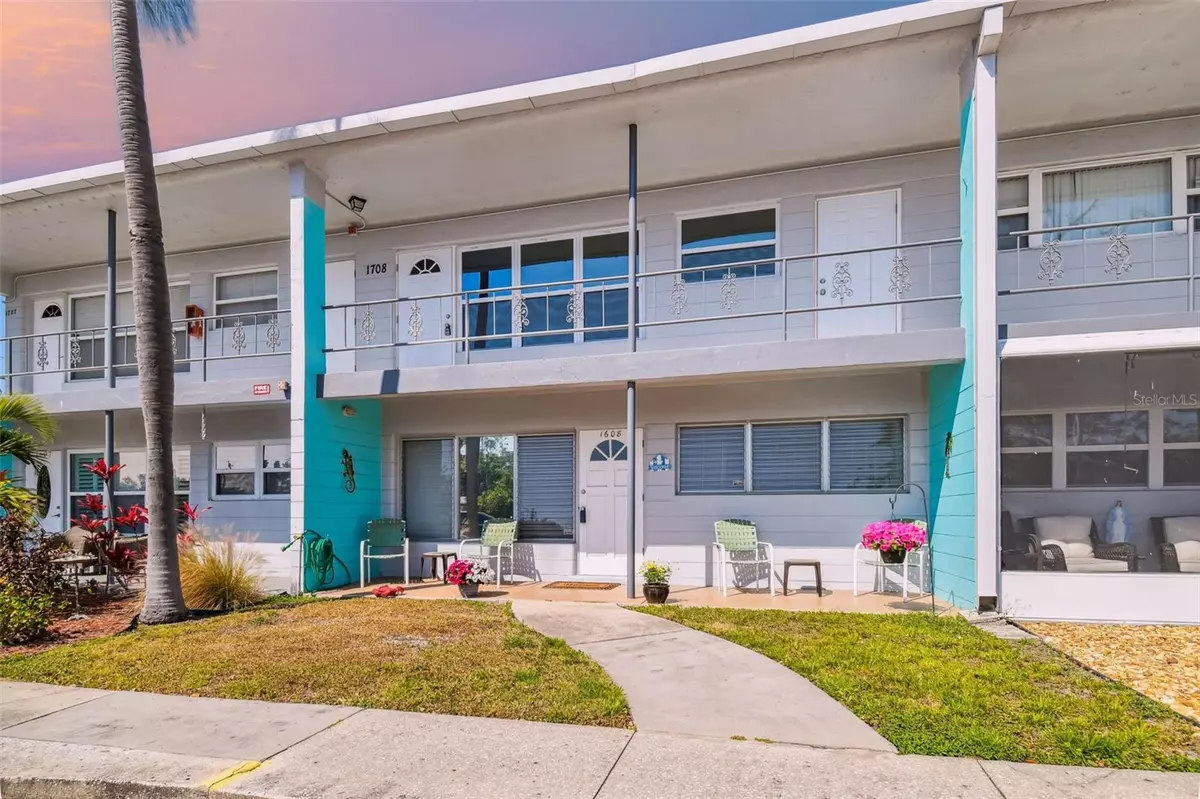 Kenneth City, FL 33709,5861 42ND TER N #1708
