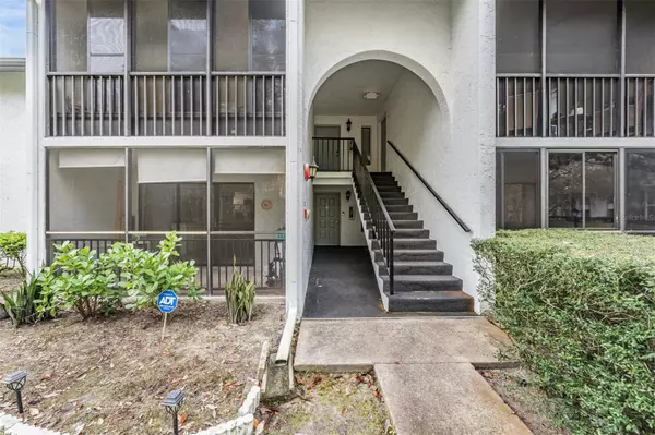 Tarpon Springs, FL 34688,1290 PINE RIDGE CIR E #G1