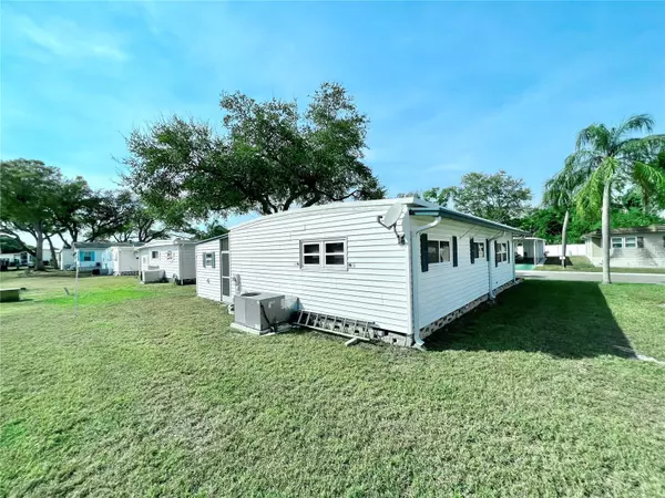 Largo, FL 33771,1100 BELCHER RD S #379