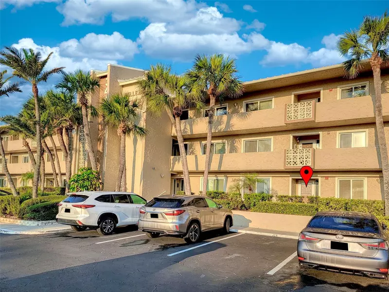 3400 GULF BLVD #106, Belleair Beach, FL 33786