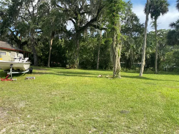 Astor, FL 32102,25644 PERCH RD