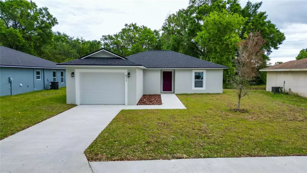 517 S OAK AVE, Fort Meade, FL 33841