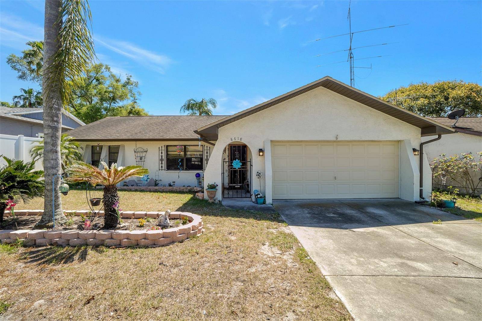 8618 VIXEN LN, Port Richey, FL 34668