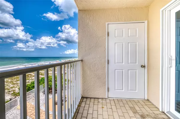 Indian Rocks Beach, FL 33785,106 GULF BLVD #202