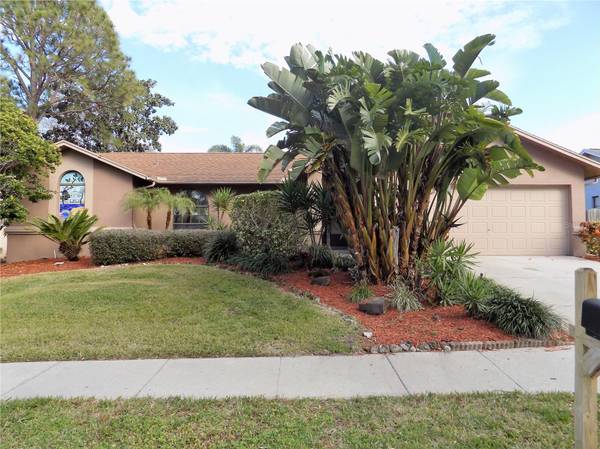 567 ALLENS RIDGE DR E, Palm Harbor, FL 34683