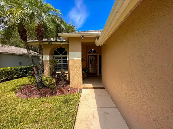 Oldsmar, FL 34677,695 KINGSMILL CT