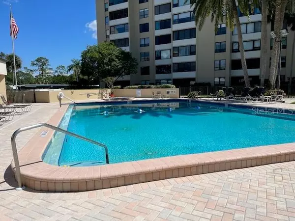 Clearwater, FL 33760,2621 COVE CAY DR #104