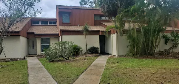 2058 SUNSET POINT RD #17, Clearwater, FL 33765