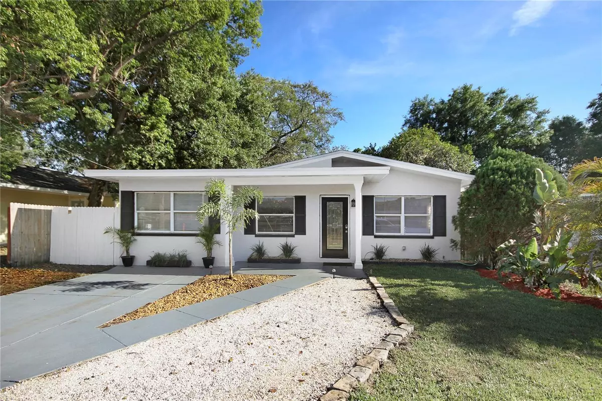 Tarpon Springs, FL 34689,538 PINE ST