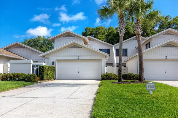 Palm Harbor, FL 34683,462 LAKEVIEW DR #2